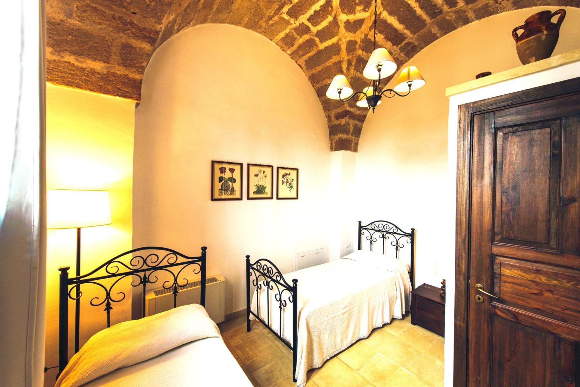 Tenuta Afra Squinzano Экстерьер фото